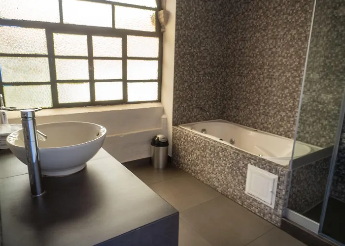 Andean Palace Boutique