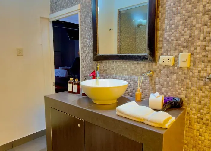 Andean Palace Boutique